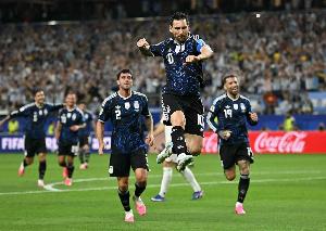 輕鬆寫意！梅西替補30分鍾跑動距離2517.2米，任意球直接破門！