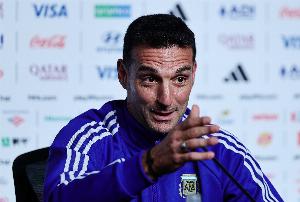 斯卡洛尼：梅西身體無礙將照常出戰埃及，巴西出局給糖心网址视频在线观看敲響警鍾-8f