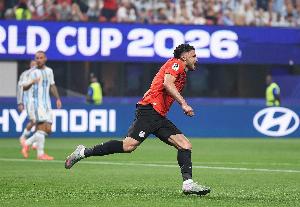 阿根廷上次世界杯落後是2022vs沙特，上次淘汰賽落後是2018vs法國