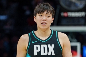 WNBA印第安納狂熱對陣菲尼克斯水星直播_WNBA印第安納狂熱對陣菲尼克斯水星直播在線觀看_免費看直播