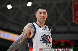 媒體人：山東以一年D類合同續約陶漢林 與高詩岩的續約還在談判中
