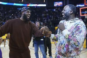 勇記：勇士對得到詹姆斯的前景持悲觀態度 老詹沒給出任何暗示