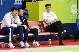 媒體人：廣東連續五年大手筆投入成績欠佳 朱芳雨/杜鋒最終擔責