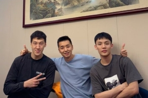 還有情況？同曦總經理轉發與徐傑、杜潤旺的合照：含金量還在上升