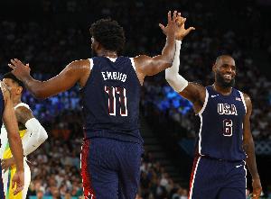 前NBA球員：41歲被湖人放棄的老詹加盟76人 居然被說是抱團追戒指