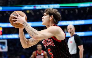 單場59分&G聯賽曆史得分王卻沒機會？麥克朗：繼續衝擊NBA