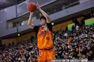 偰李永煒：教練組&球隊老隊員一直在鼓勵自己 賀希寧讓我要放開打