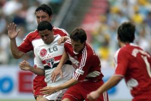 張力：拜仁原本有望2007年對陣國足，但時任FIFA主席布拉特幹預