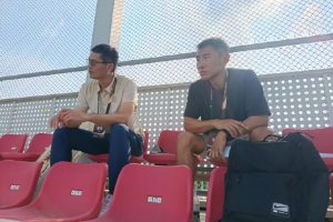 記者：-邵佳一、於漢超觀看U17國足vs畢爾巴鄂競技U17