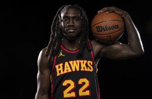 華萊士：與親哥在NBA同場競技太棒了 隻有贏家才能在家裏吹牛