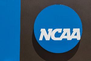 媒體人:NCAA官方反擊挫敗中止申請全駁回 22屆球員可獲第五年資格賽事報道